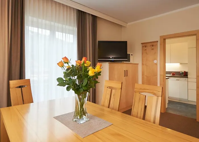 Panorama 招待所 3*